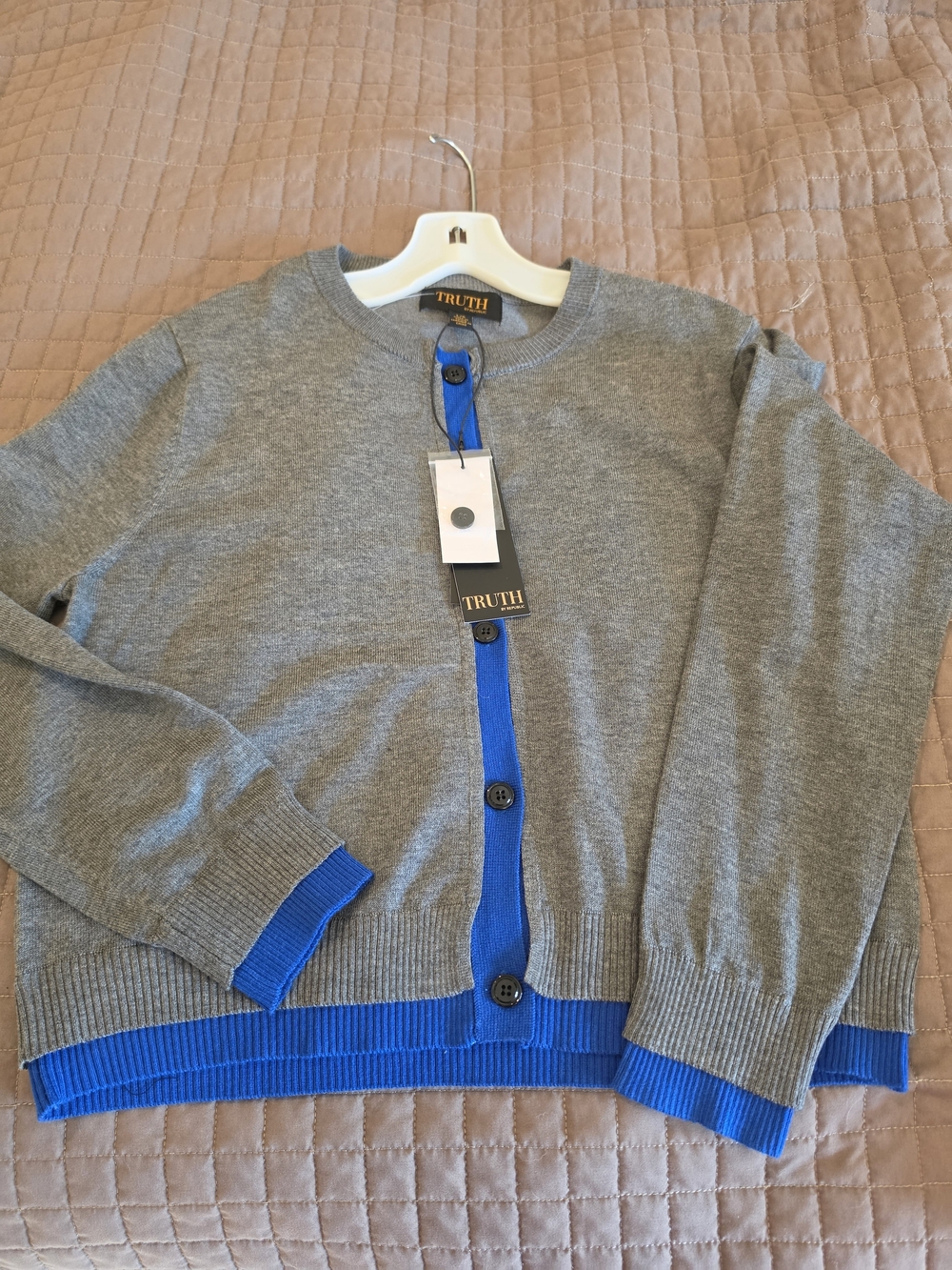 TRUTH Women’s Grey Cardigan with Bright Blue Trim